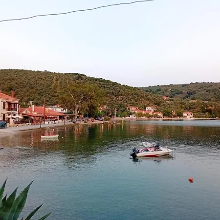 Вилла Christina'S Seaside Афиссос Экстерьер фото