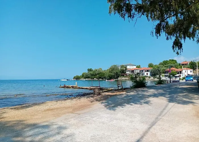 Christina\'S Seaside