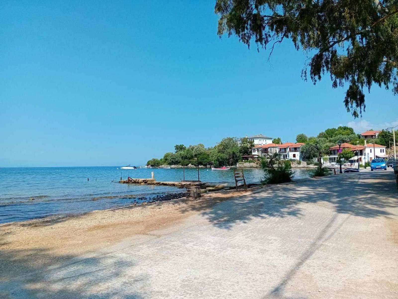 Christina's Seaside Áfissos